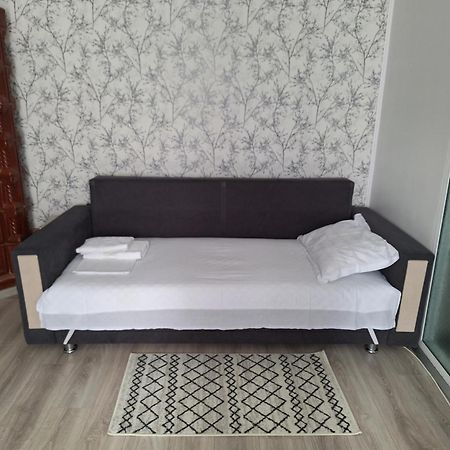 Miha'S Apartament Sulina Ngoại thất bức ảnh