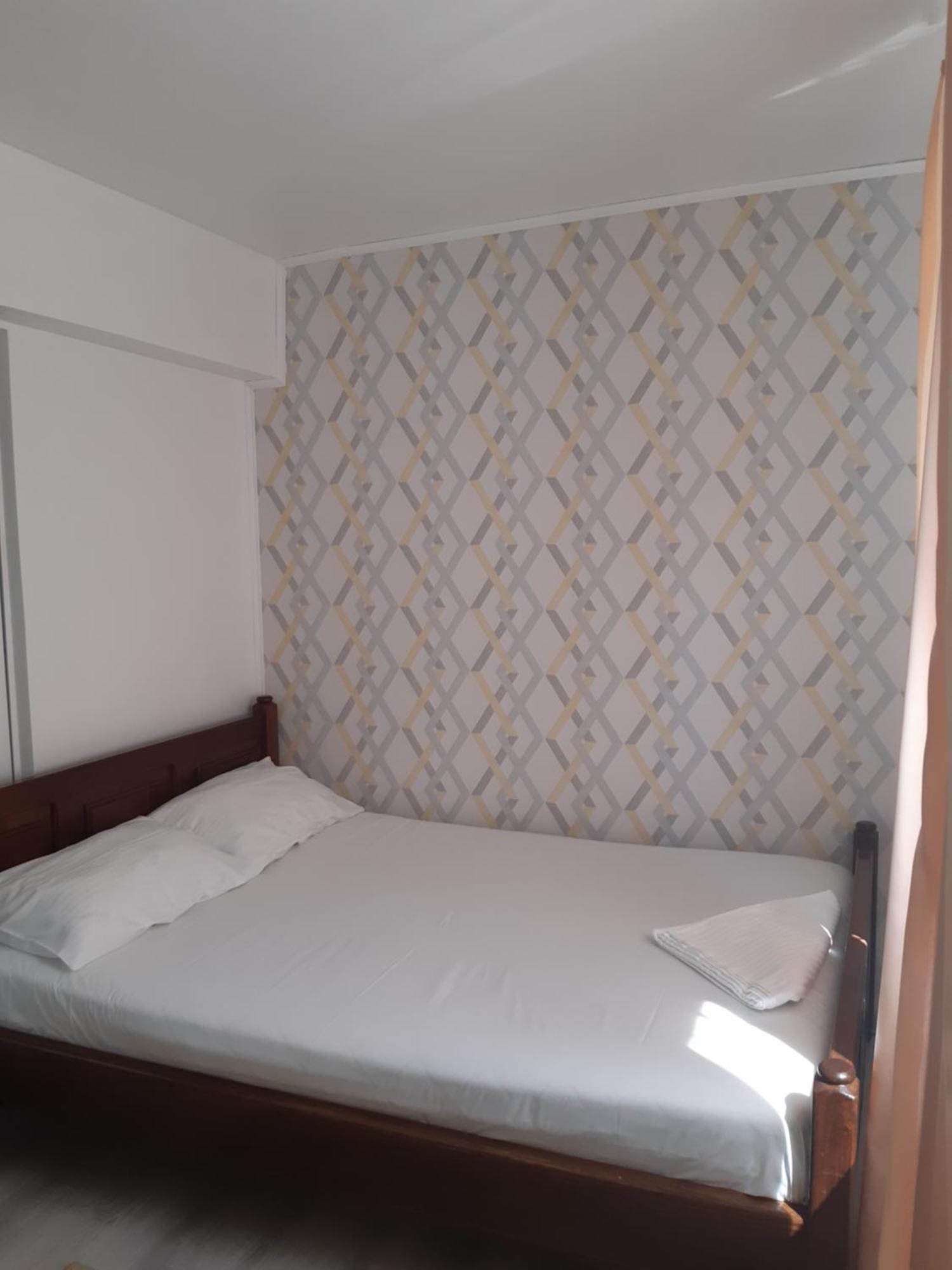 Miha'S Apartament Sulina Ngoại thất bức ảnh